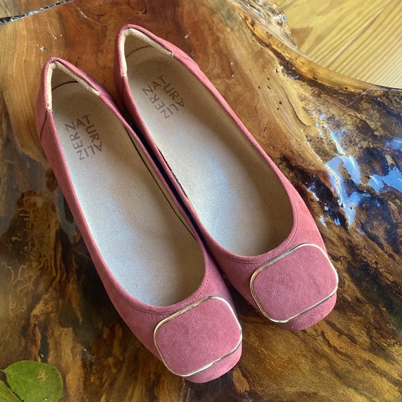 NWOT Stylish Naturalizer ballet flats - Picture 2 of 7